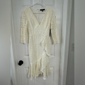NWT Lulus Make Time For Me cream/White Lace Midi Dress